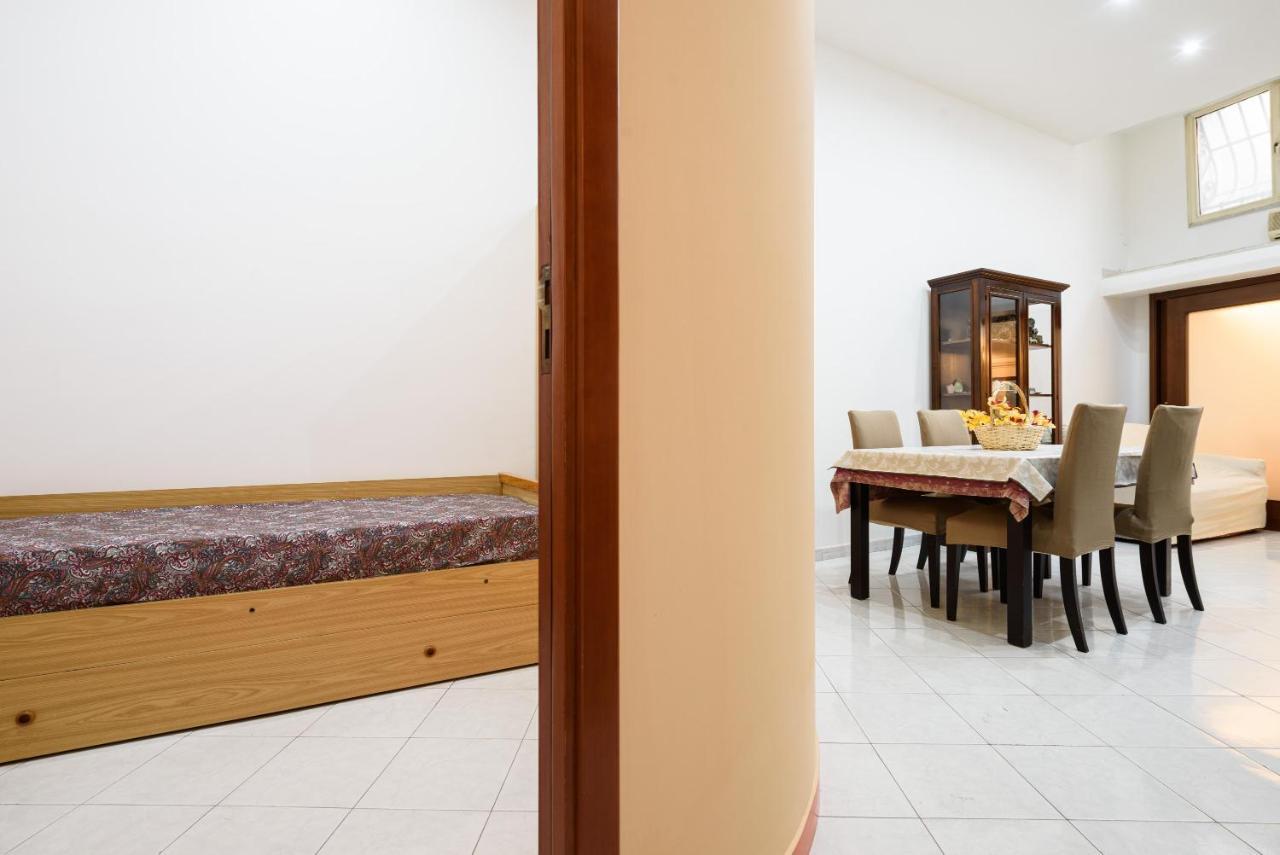 Apartment Via Avvocata 25